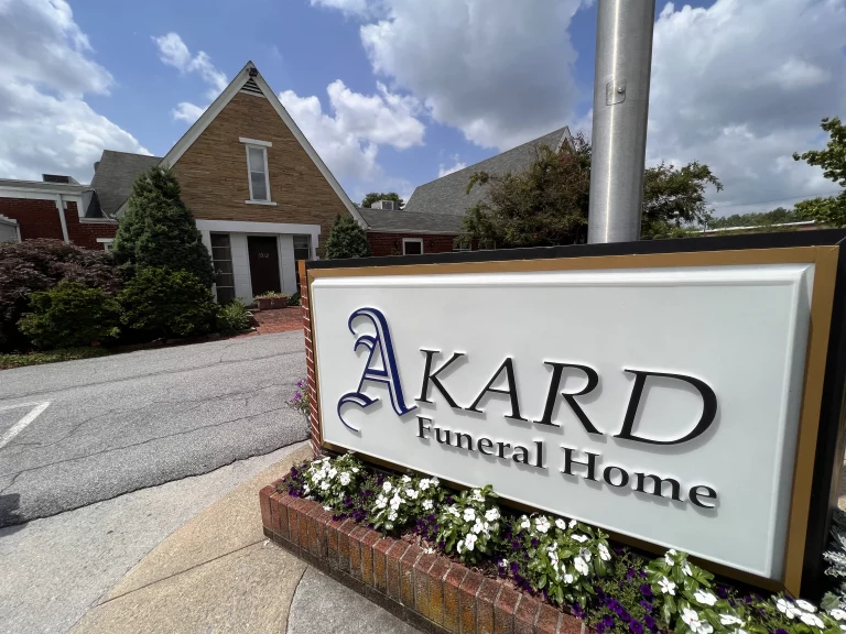 Akard Funeral Home Providing Compassionate and Personalized Care