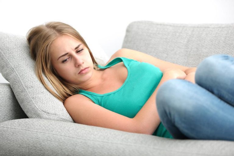 5 Supplements To Ease Period Symptoms, Menstrual Cramps & PMS Fatigue